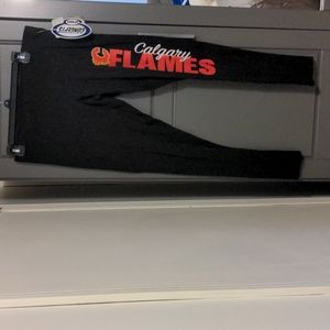 Moving Sale: Make an offer: Calgary Flames NHL leggings